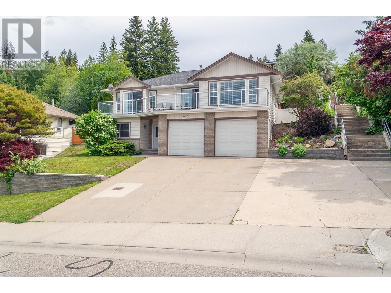 For Sale Southeast Street Salmon Arm Bc Rew