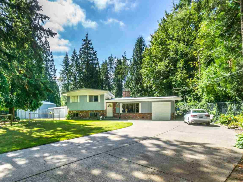 17318 24th Avenue, Surrey BC V3Z 9Z6