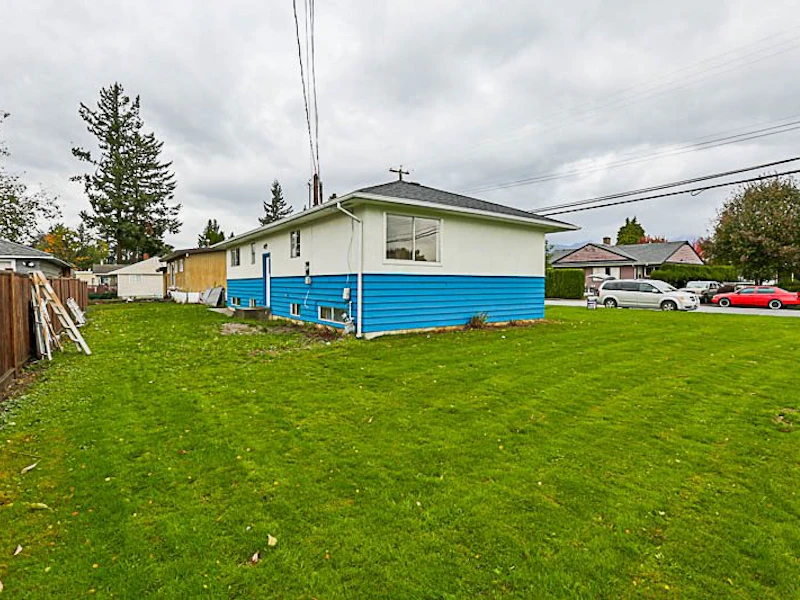 46202 Brooks Avenue, Chilliwack BC V2P 1C3
