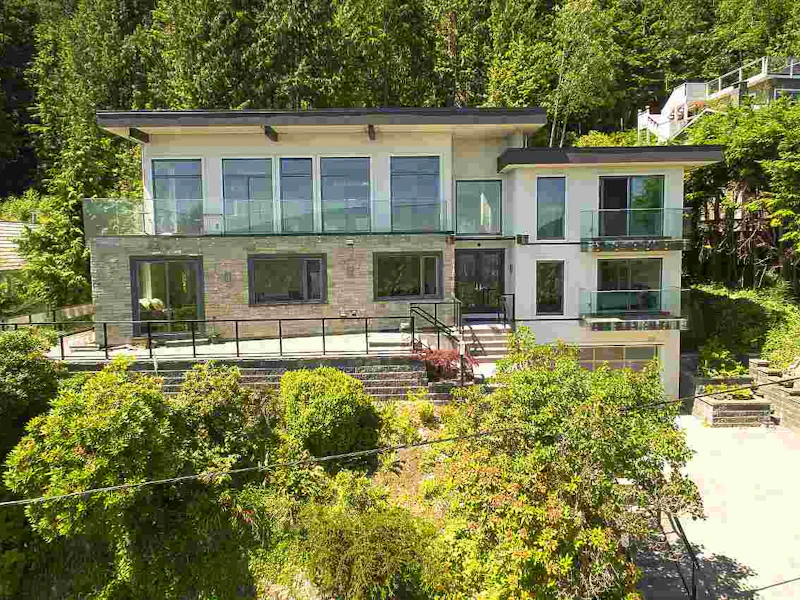 582 Kildonan Road, West Vancouver BC V7S 1X5
