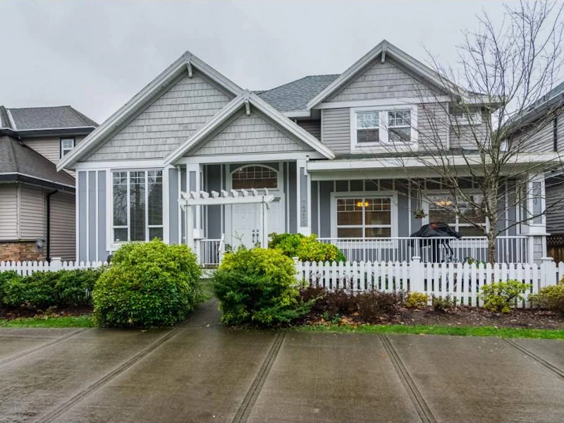 7315 202a Street, Langley BC V2Y 0A8