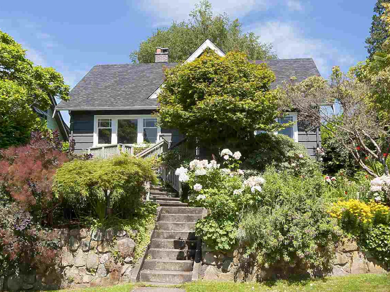 4043 W 34th Avenue, Vancouver BC V6N 2L6
