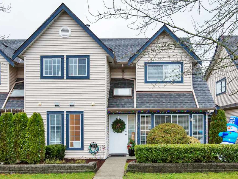 21 - 11536 236th Street, Maple Ridge BC V4R 2C6