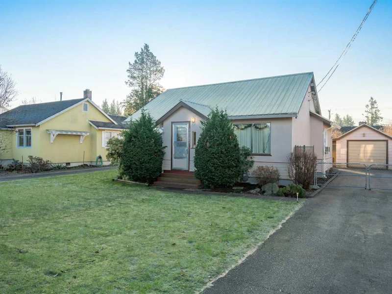 46082 King Avenue, Chilliwack BC V2P 3B5