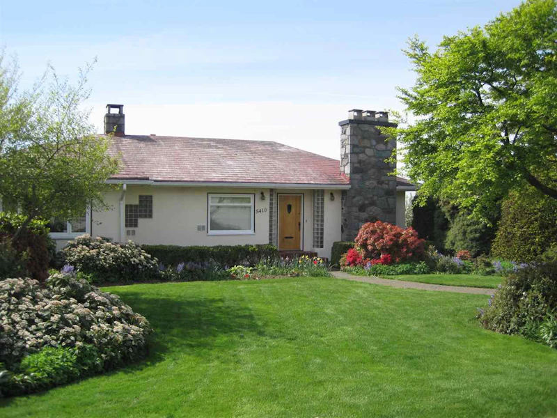 5410 Portland Street, Burnaby BC V5J 2R4