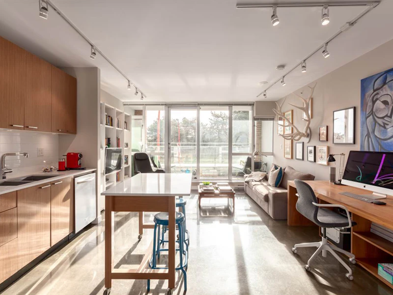 217 - 221 Union Street, Vancouver BC V6A 0B4