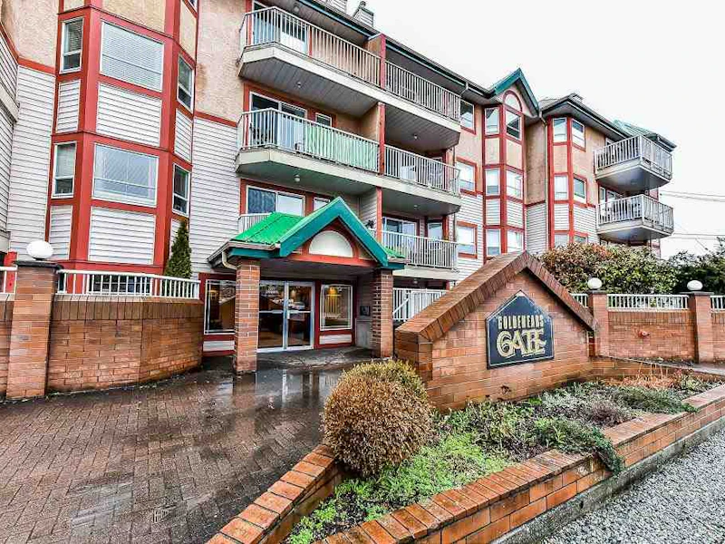 222 - 22661 Lougheed Highway, Maple Ridge BC V2X 2V4