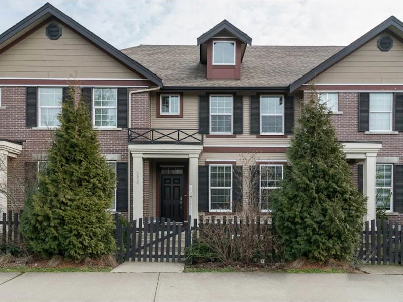 6836 208th Street, Langley BC V2Y 0M3