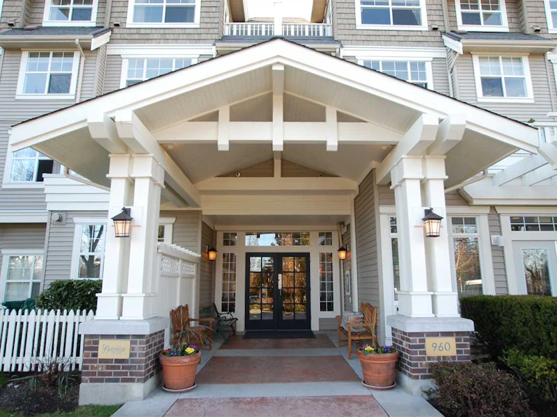 207 - 960 Lynn Valley Road, North Vancouver BC V7J 3V6