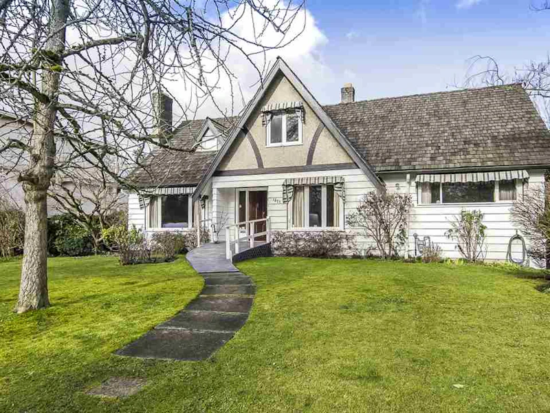 1877 W 63rd Avenue, Vancouver BC V6P 2H9