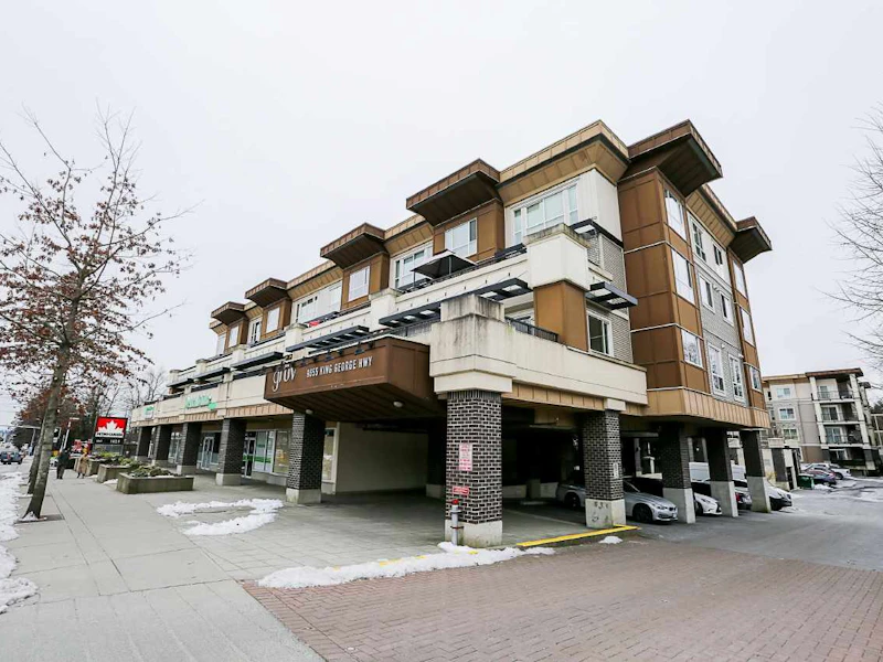 315 - 9655 King George Boulevard, Surrey BC V3T 0C7