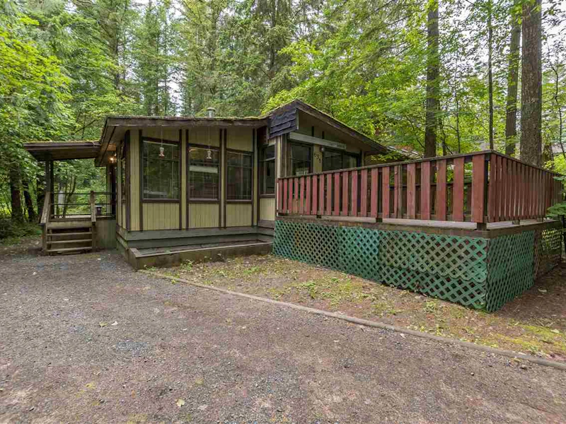 636 Mountain View Road, Cultus Lake BC V2R 4Z6
