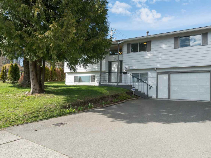 34805 Mccabe Place, Abbotsford BC V3G 1H1