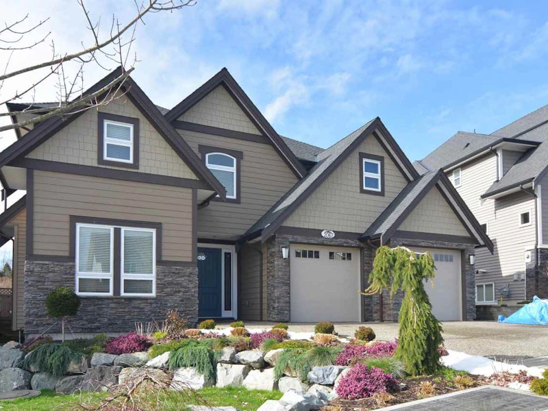 2067 Riesling Drive, Abbotsford BC V4X 0A6
