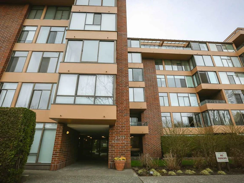 409 - 2101 Mcmullen Avenue, Vancouver BC V6L 3B4