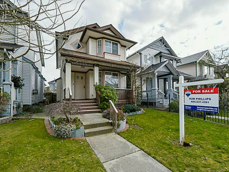 18490 65th Avenue, Surrey BC V3S 8T2