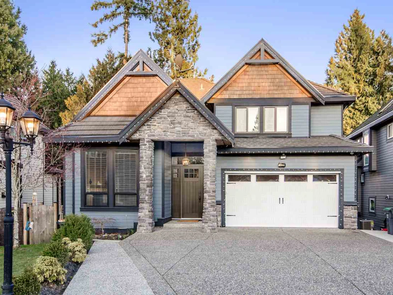 7344 147a Street, Surrey BC V3S 9L7