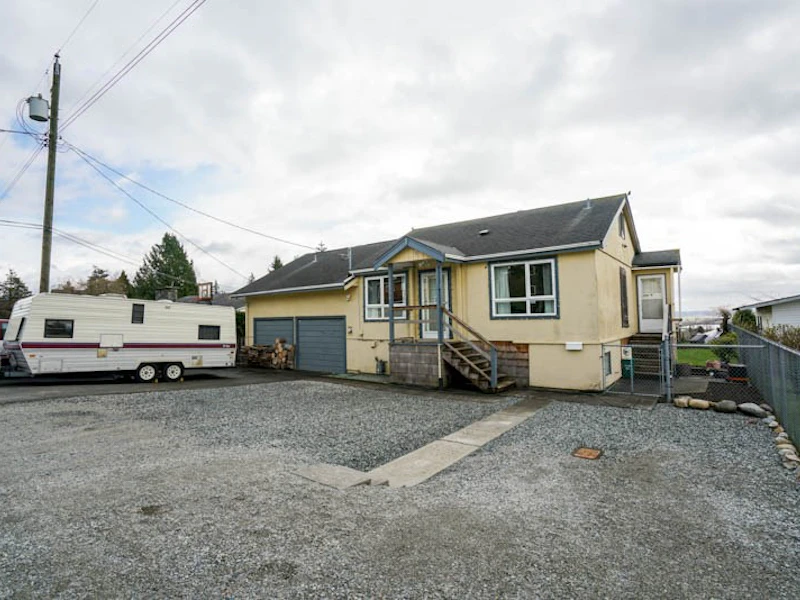 32964 5th Avenue, Mission BC V2V 1V3