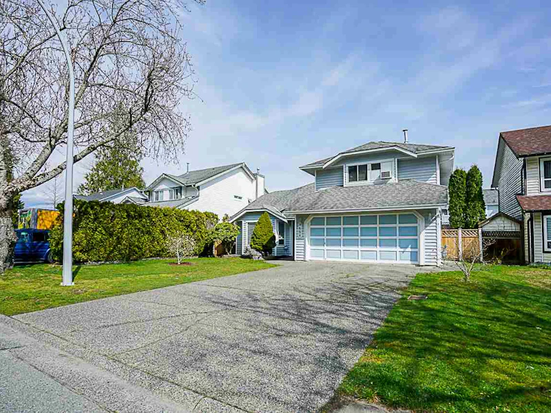 9684 151st Street, Surrey BC V3R 8W7
