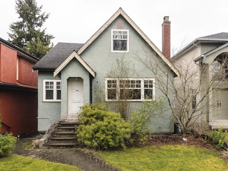 469 W 23rd Avenue, Vancouver BC V5Y 2H5