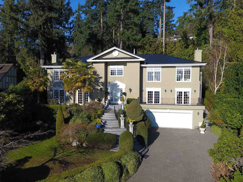 3887 Marine Drive, West Vancouver BC V7V 1N3