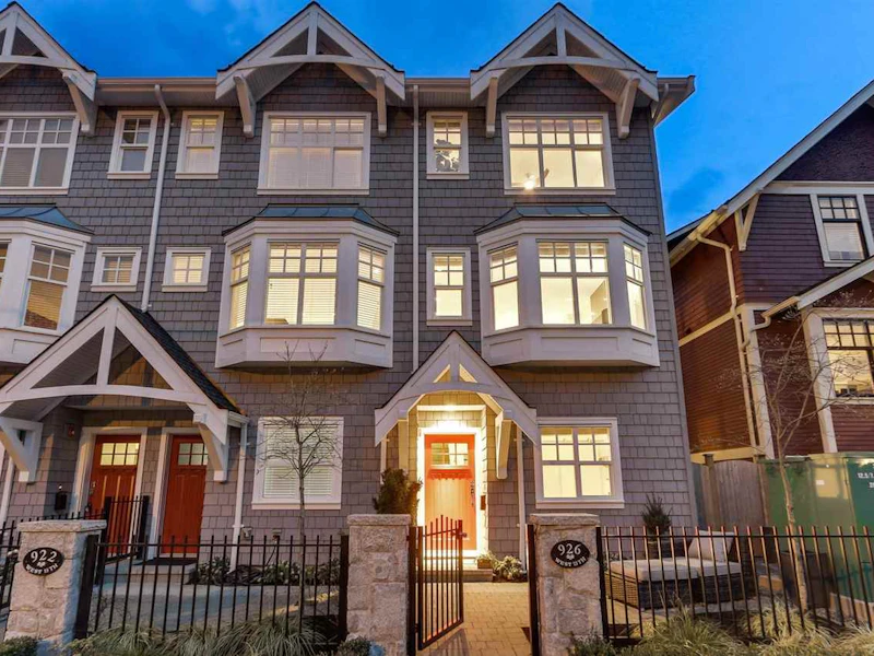 926 W 15th Avenue, Vancouver BC V5Z 1R9