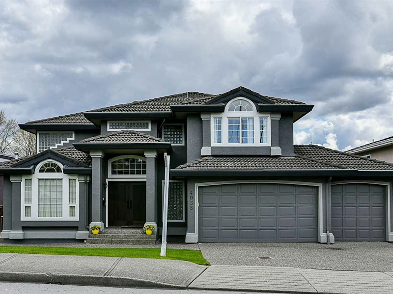 4038 Macdonald Avenue, Burnaby BC V5G 2Z4
