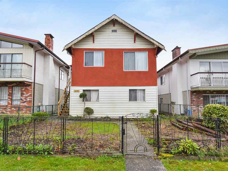 2050 E 39th Avenue, Vancouver BC V5P 1H7