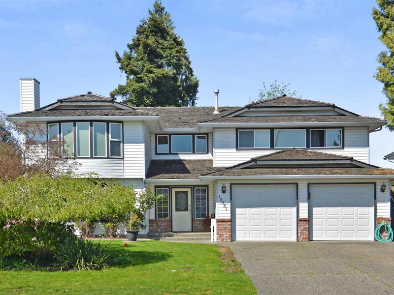 18381 Claytonhill Drive, Surrey BC V3S 7N4