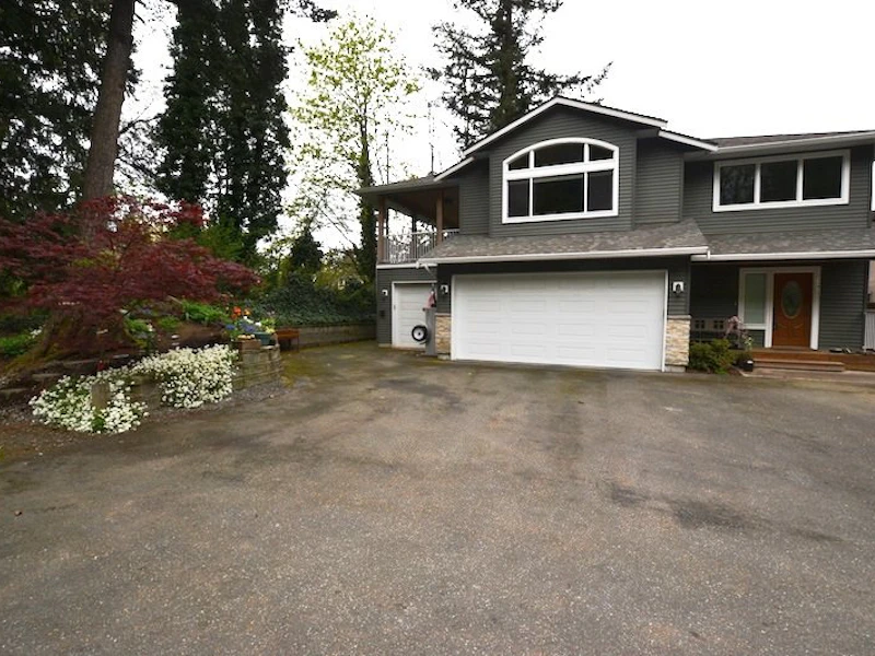 34030 Walnut Avenue, Abbotsford BC V2S 2S5