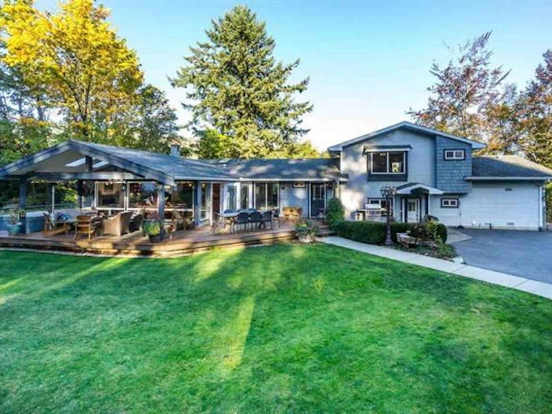 2091 Sandstone Drive, Abbotsford BC V3G 2B9
