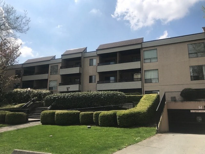 117 - 10221 133a Street, Surrey BC V3T 5J8
