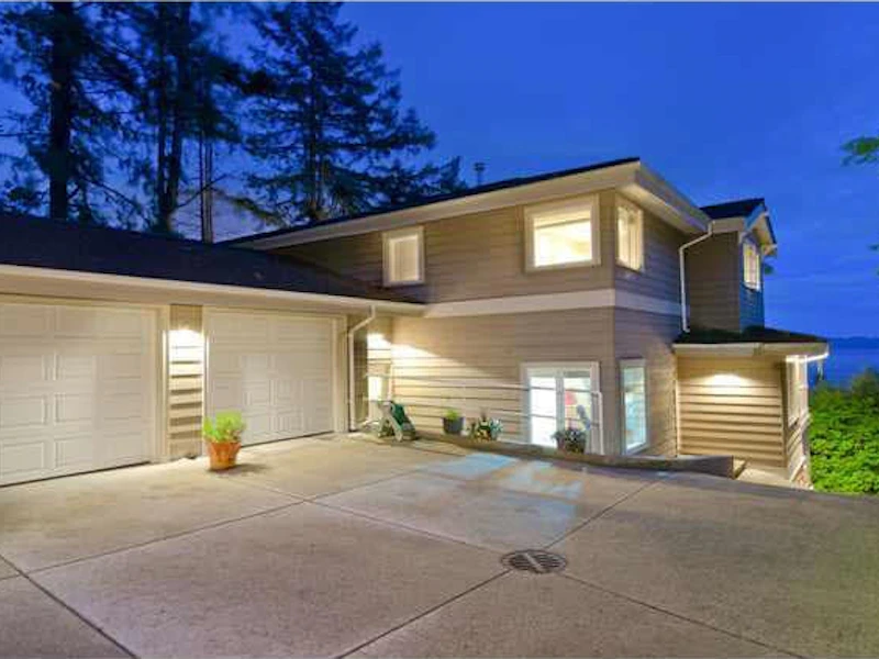 4469 Stone Crescent, West Vancouver BC V7W 1B8