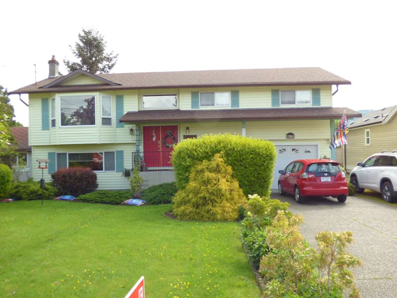 6476 Reid Road, Chilliwack BC V2R 1T9