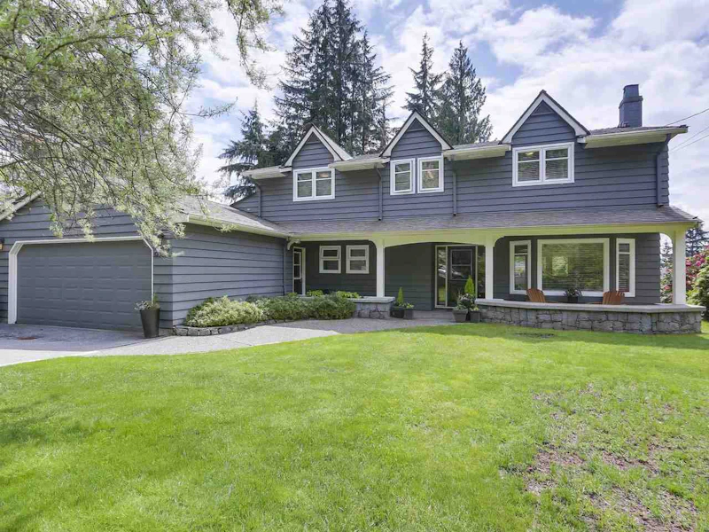877 Prospect Avenue, North Vancouver BC V7R 2M2
