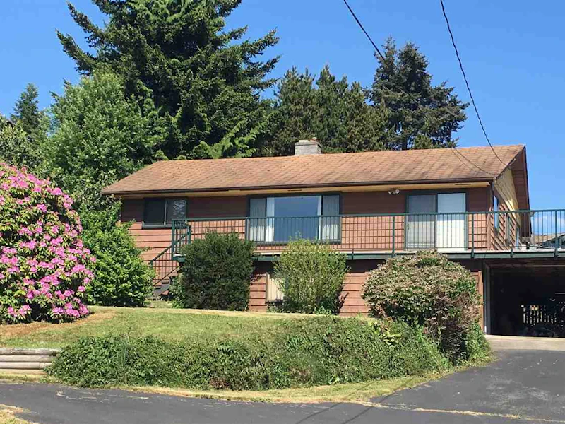 4876 Laurel Avenue, Sechelt BC