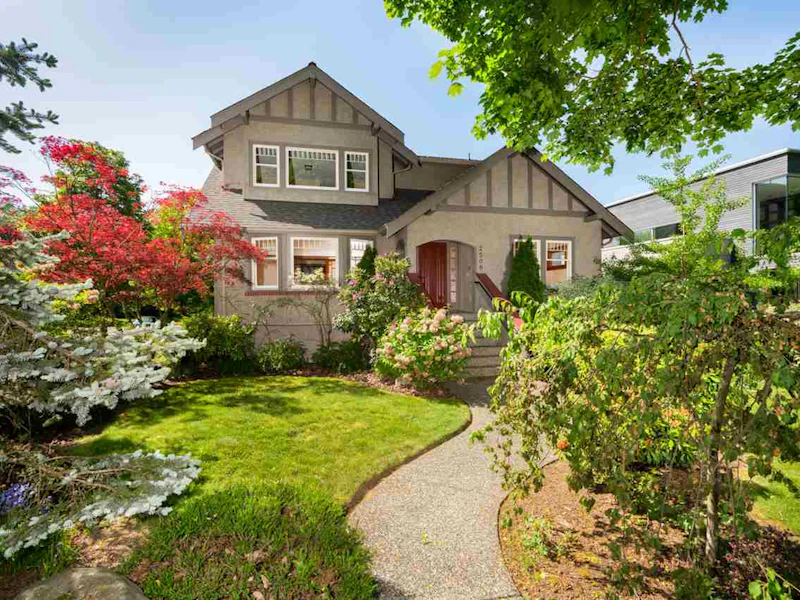 2506 W 13th Avenue, Vancouver BC V6K 2T1