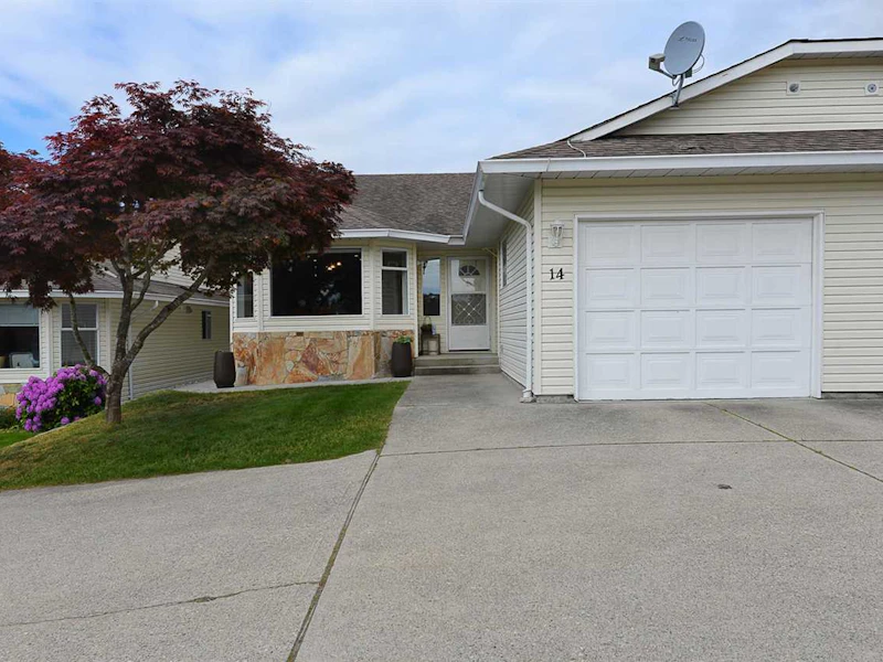 14 - 767 North Road, Gibsons BC