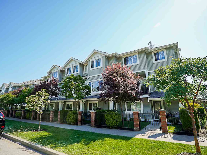 10 - 5988 Old Mclellan Road, Surrey BC V3S 1N3