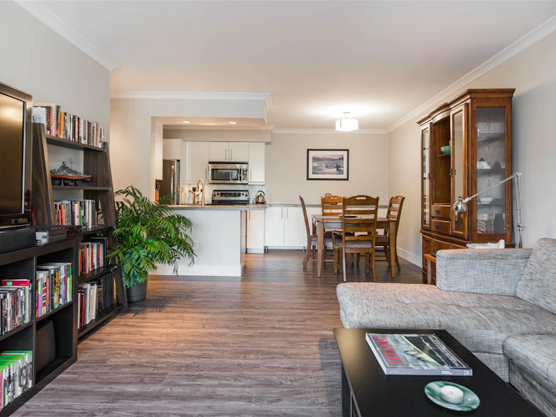 429 - 9847 Manchester Drive, Burnaby BC V3N 4P4