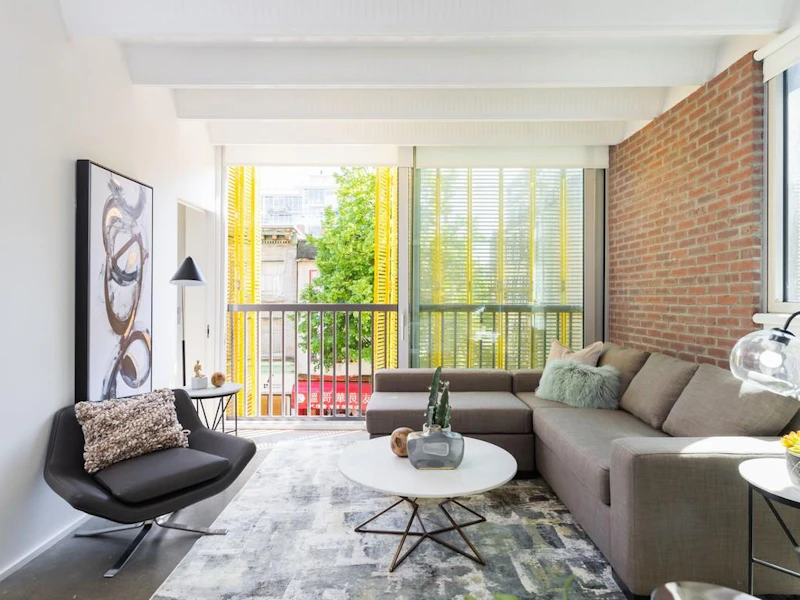 301 - 219 E Georgia Street, Vancouver BC V6A 1Z6