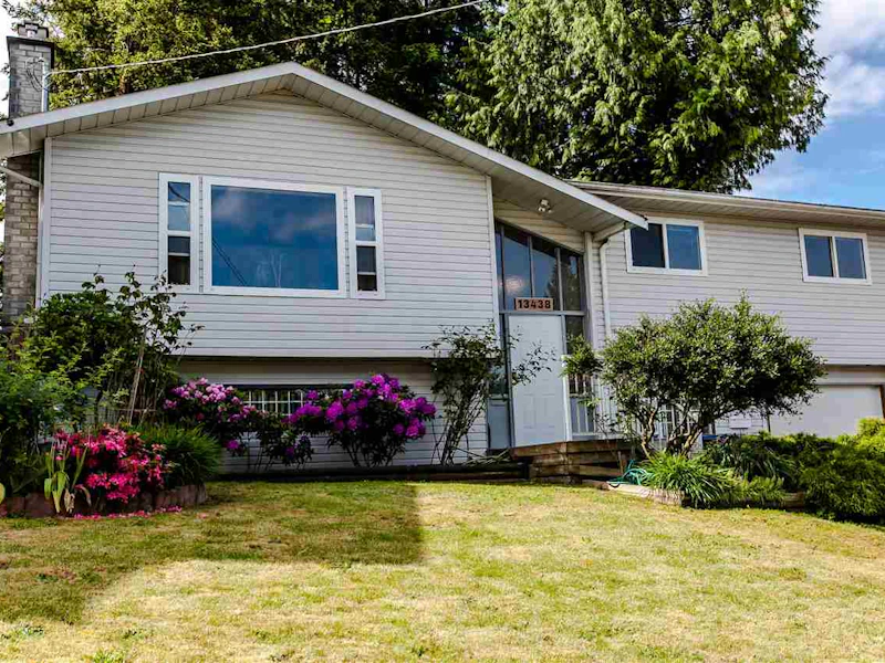 13438 112a Avenue, Surrey BC V3R 2G5