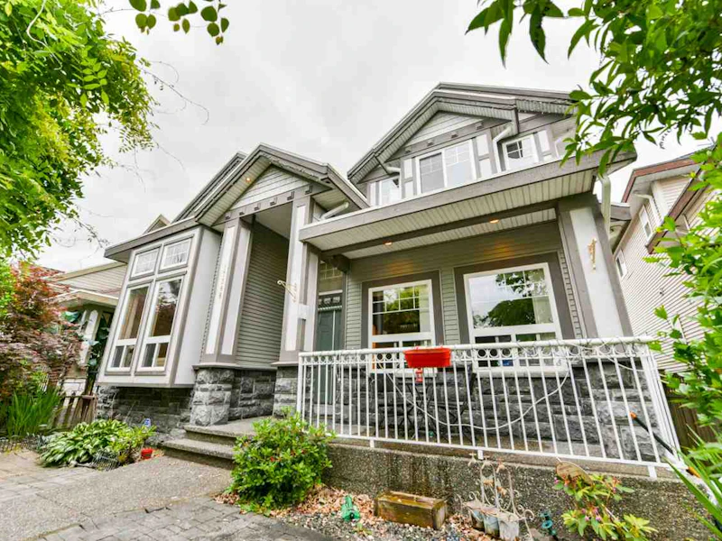17388 64a Avenue, Surrey BC V3S 3K9