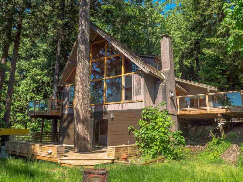 242 Panorama Place, West Vancouver BC V0N 0A2