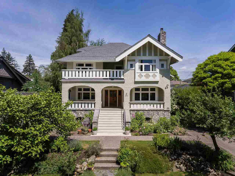 2967 W 42nd Avenue, Vancouver BC V6N 3G8