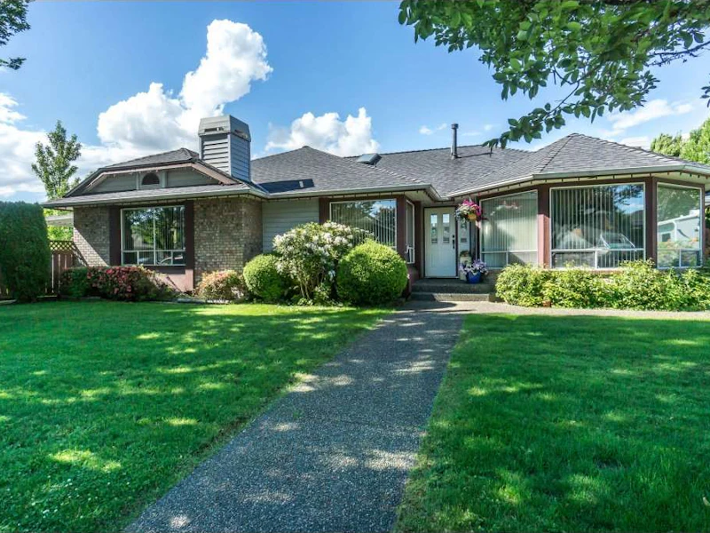 9237 203b Street, Langley BC V1M 2L8