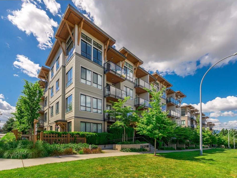 411 - 10455 154th Street, Surrey BC V3R 0C5