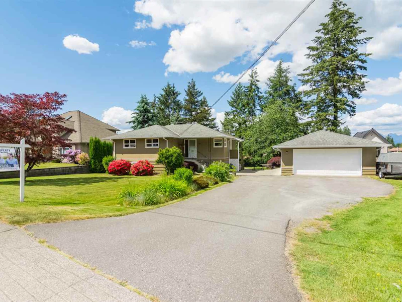 20891 Newlands Drive, Langley BC V3A 4M3
