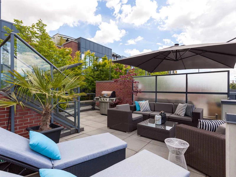 3258 Tupper Street, Vancouver BC V5Z 4S8