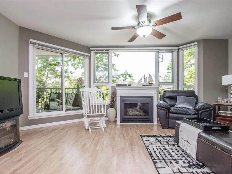 206 - 11595 Fraser Street, Maple Ridge BC V2X 0X7